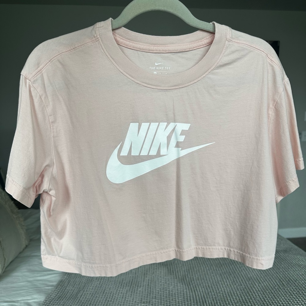 Nike Light Pink Cropped T-Shirt